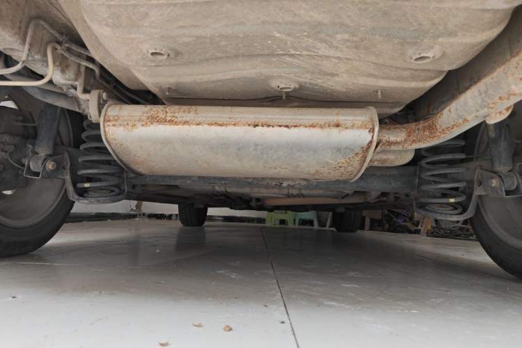 Used Cowin C3 2015 1.5L Manual Gold Diamond Edition Chassis Rear