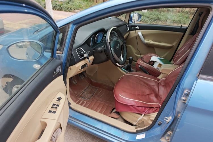 Used Cowin C3 2015 1.5L Manual Yellow Diamond Edition Driver Seat