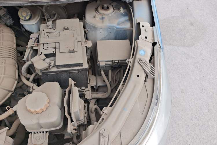 Used Cowin C3 2015 1.5L Manual Yellow Diamond Edition Engine Bay Left