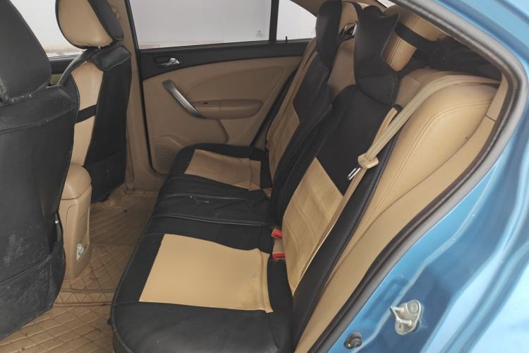 Used Cowin C3 2015 1.5L Manual Gold Diamond Edition Left Rear Seat