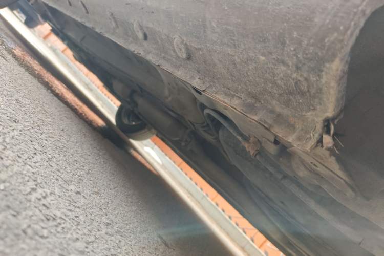Used Cowin C3 2015 1.5L Manual Gold Diamond Edition Chassis Rear Left