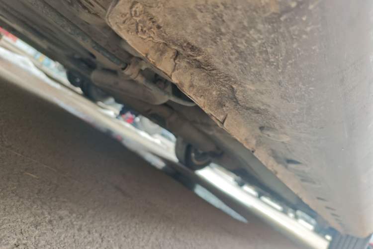 Used Cowin C3 2015 1.5L Manual Gold Diamond Edition Chassis Rear Right