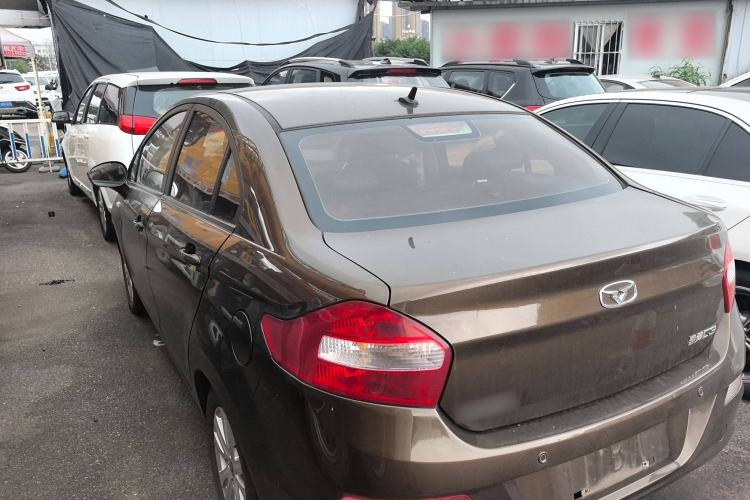 Used Cowin C3 2015 1.5L AMT Gold Diamond Edition Exterior 5