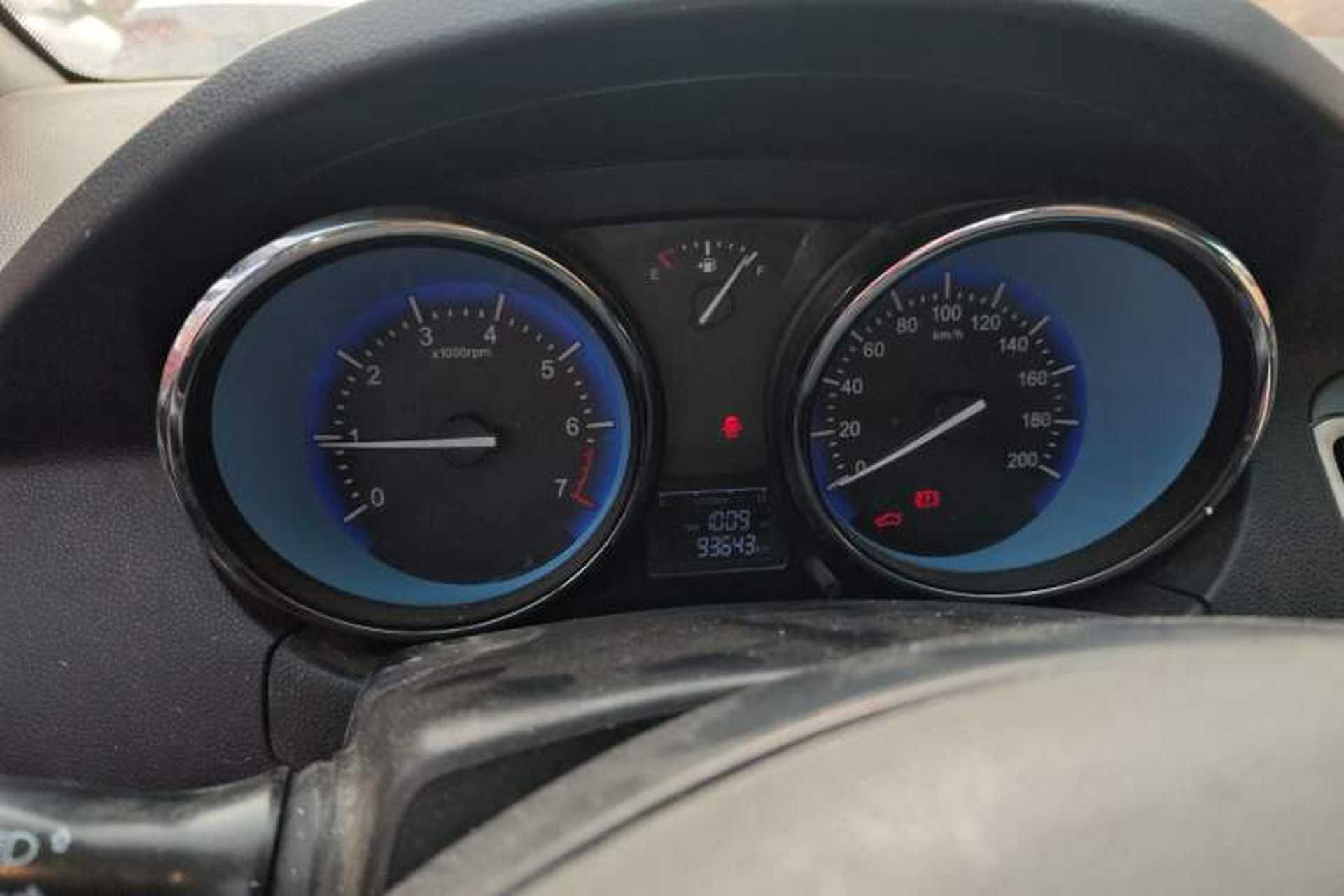 Used Cowin C3 2015 1.5L Manual Gold Diamond Edition Instrument Cluster