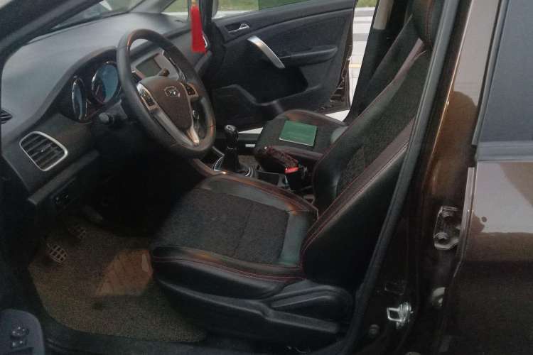 Used Cowin C3 2015 1.5L Manual Gold Diamond Edition Left Front Seat