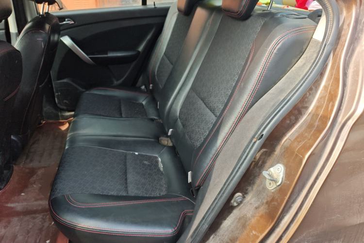 Used Cowin C3 2015 1.5L Manual Gold Diamond Edition Left Rear Seat