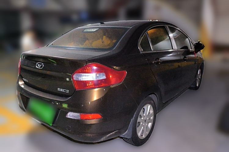 Used Cowin C3 2015 1.5L AMT Gold Diamond Edition Rear Right 45 Deg