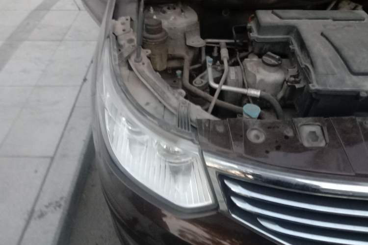 Used Cowin C3 2015 1.5L Manual Gold Diamond Edition Right Front Headlight