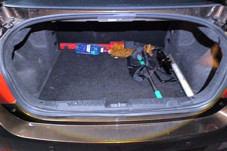 Used Cowin C3 2015 1.5L AMT Gold Diamond Edition Trunk