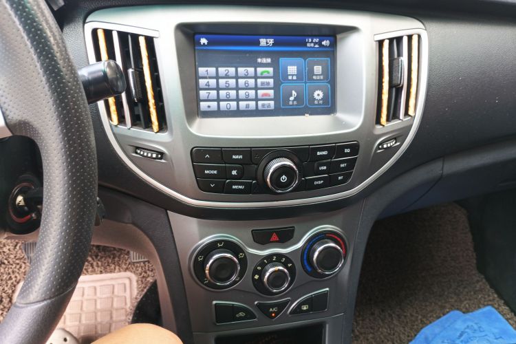 Used Cowin C3 2015 1.5L AMT Gold Diamond Edition Audio And AC Panel