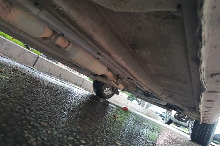 Used Cowin C3 2015 1.5L Manual Gold Diamond Edition Chassis Front Left