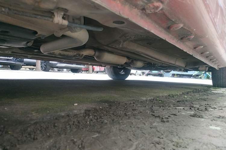 Used Cowin C3 2015 1.5L Manual Gold Diamond Edition Chassis Rear Right