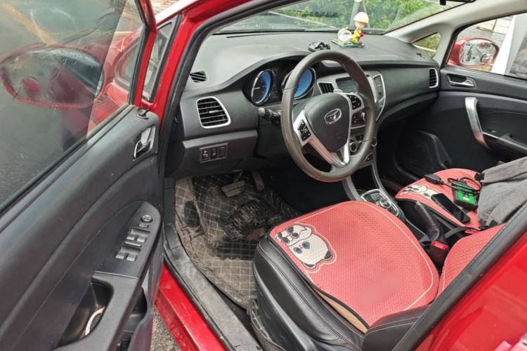 Used Cowin C3 2015 1.5L AMT Gold Diamond Edition Driver Seat