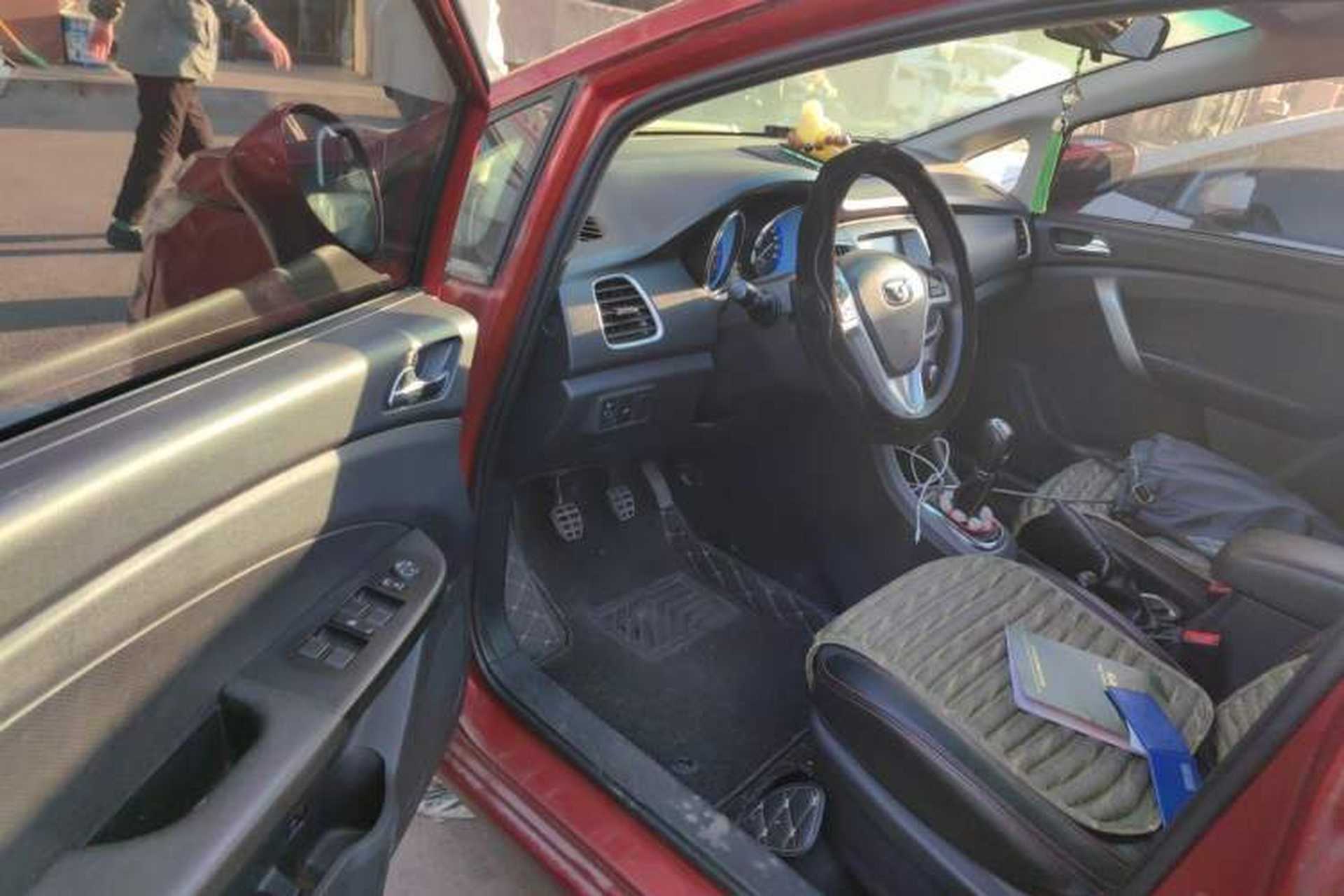 Used Cowin C3 2015 1.5L Manual Gold Diamond Edition Driver Seat