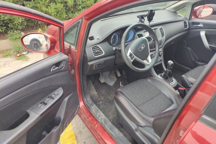 Used Cowin C3 2015 1.5L Manual Gold Diamond Edition Driver Seat