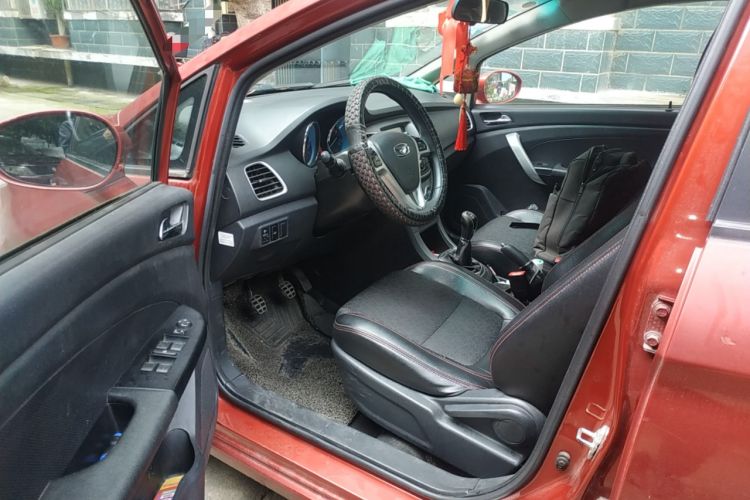 Used Cowin C3 2015 1.5L Manual Gold Diamond Edition Driver Seat