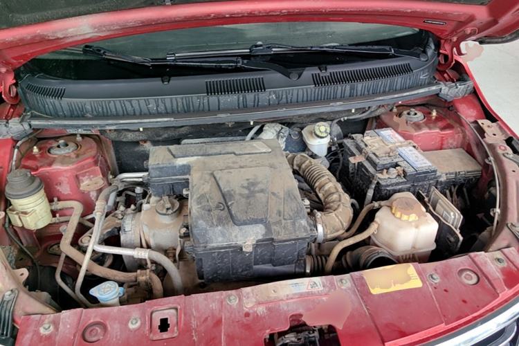 Used Cowin C3 2015 1.5L Manual Gold Diamond Edition Engine Bay