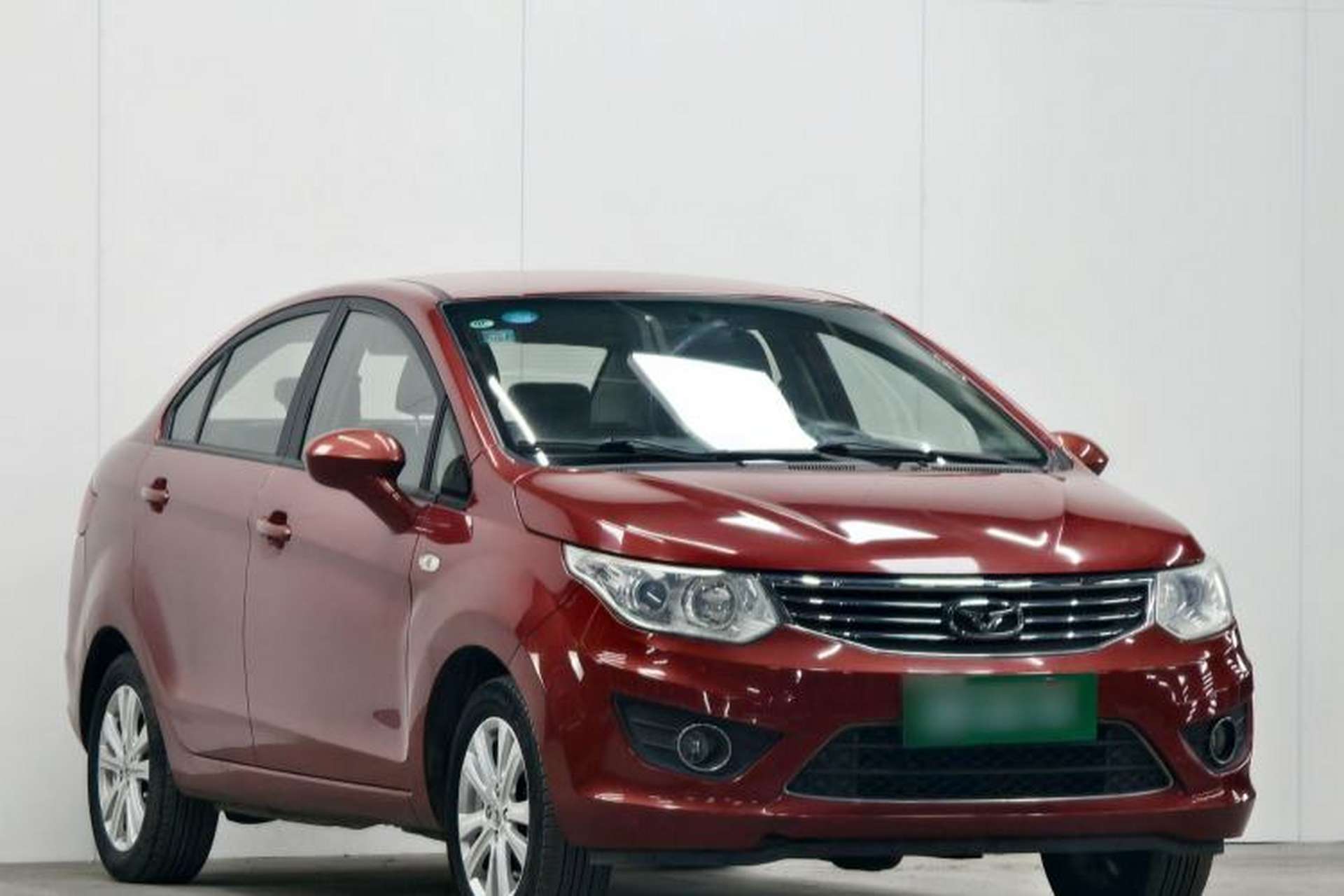Used Cowin C3 2015 1.5L Manual Gold Diamond Edition Exterior 4