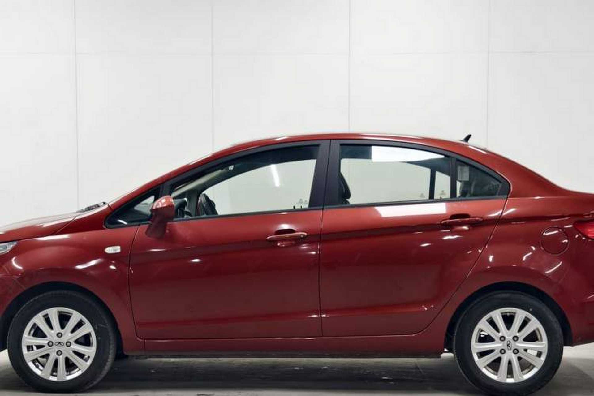 Used Cowin C3 2015 1.5L Manual Gold Diamond Edition Exterior 9