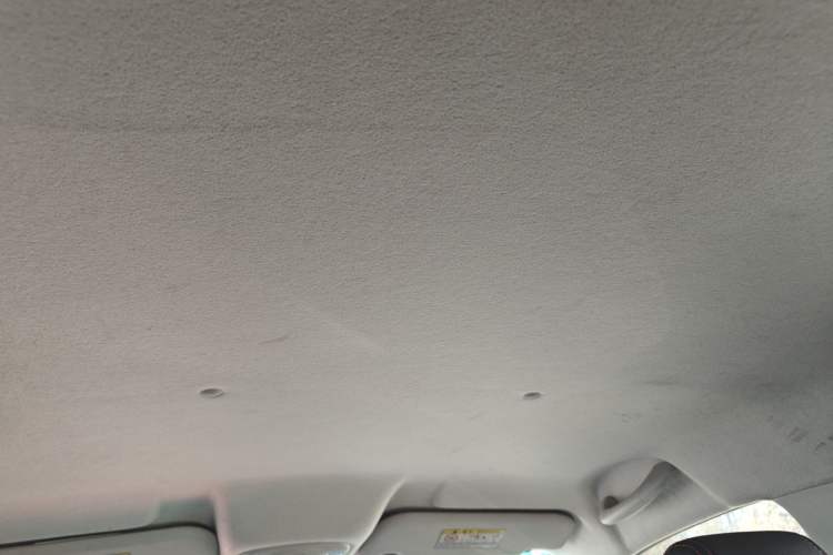 Used Cowin C3 2015 1.5L Manual Gold Diamond Edition Headliner