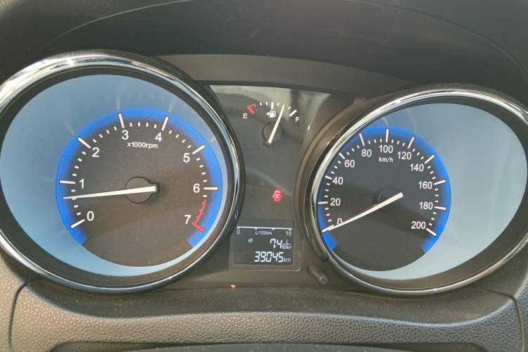 Used Cowin C3 2015 1.5L Manual Gold Diamond Edition Instrument Cluster