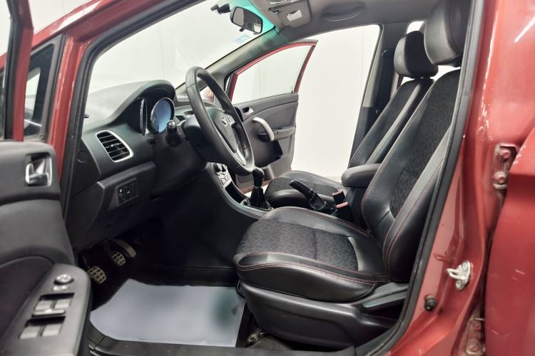 Used Cowin C3 2015 1.5L Manual Gold Diamond Edition Interior 2