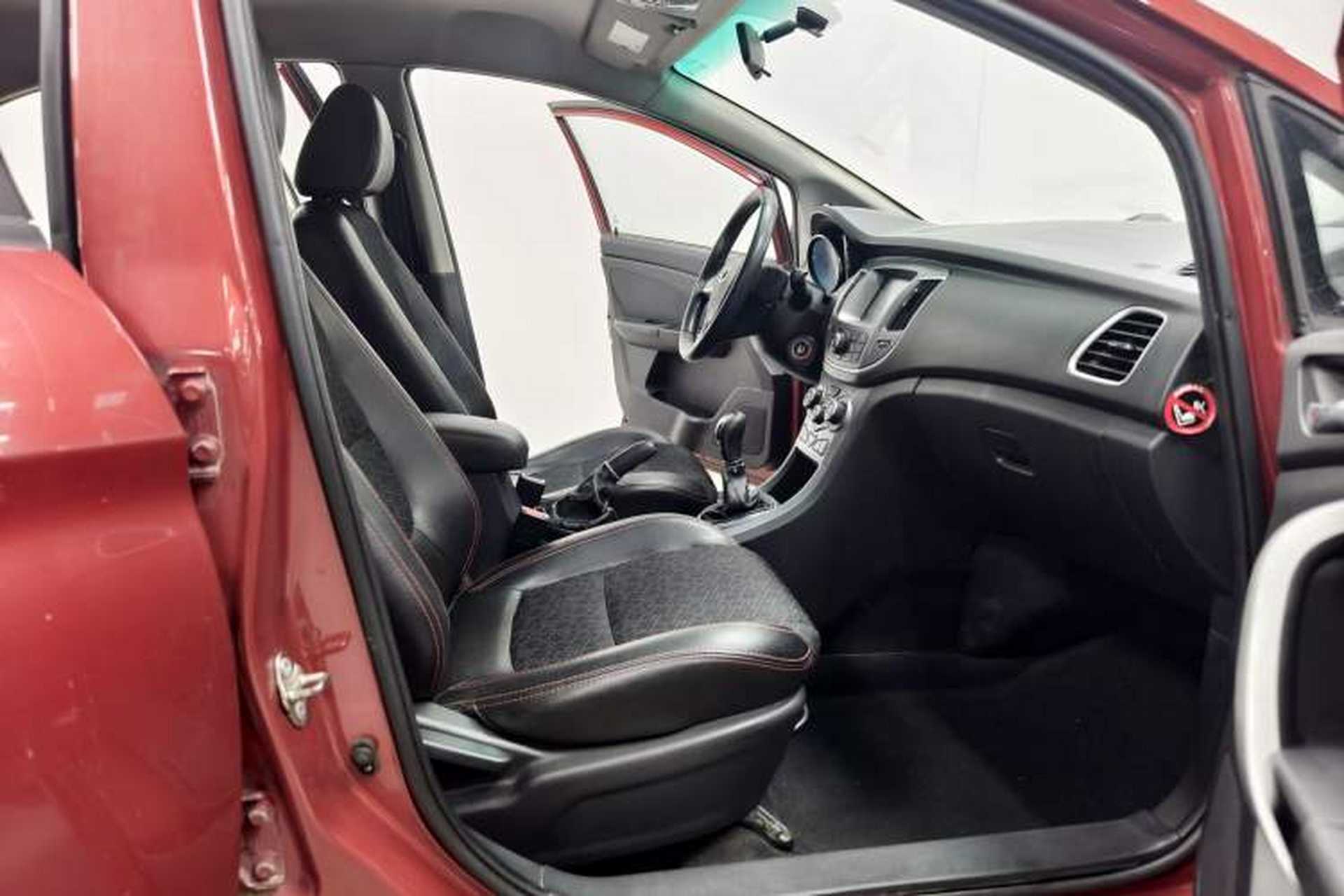 Used Cowin C3 2015 1.5L Manual Gold Diamond Edition Interior 3