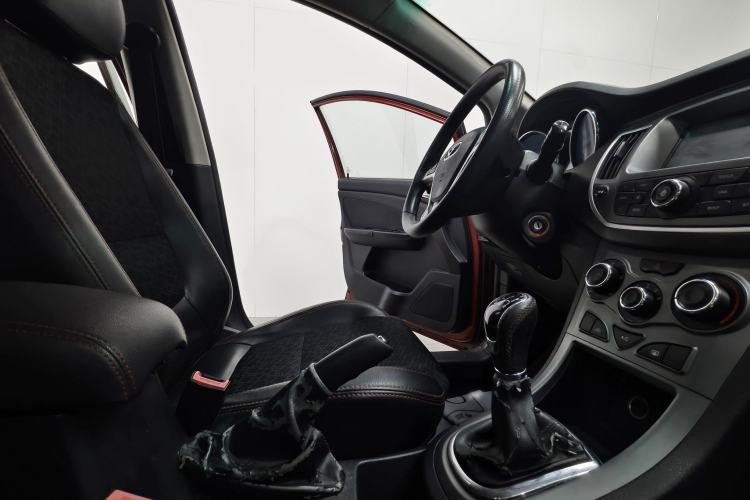 Used Cowin C3 2015 1.5L Manual Gold Diamond Edition Interior 6
