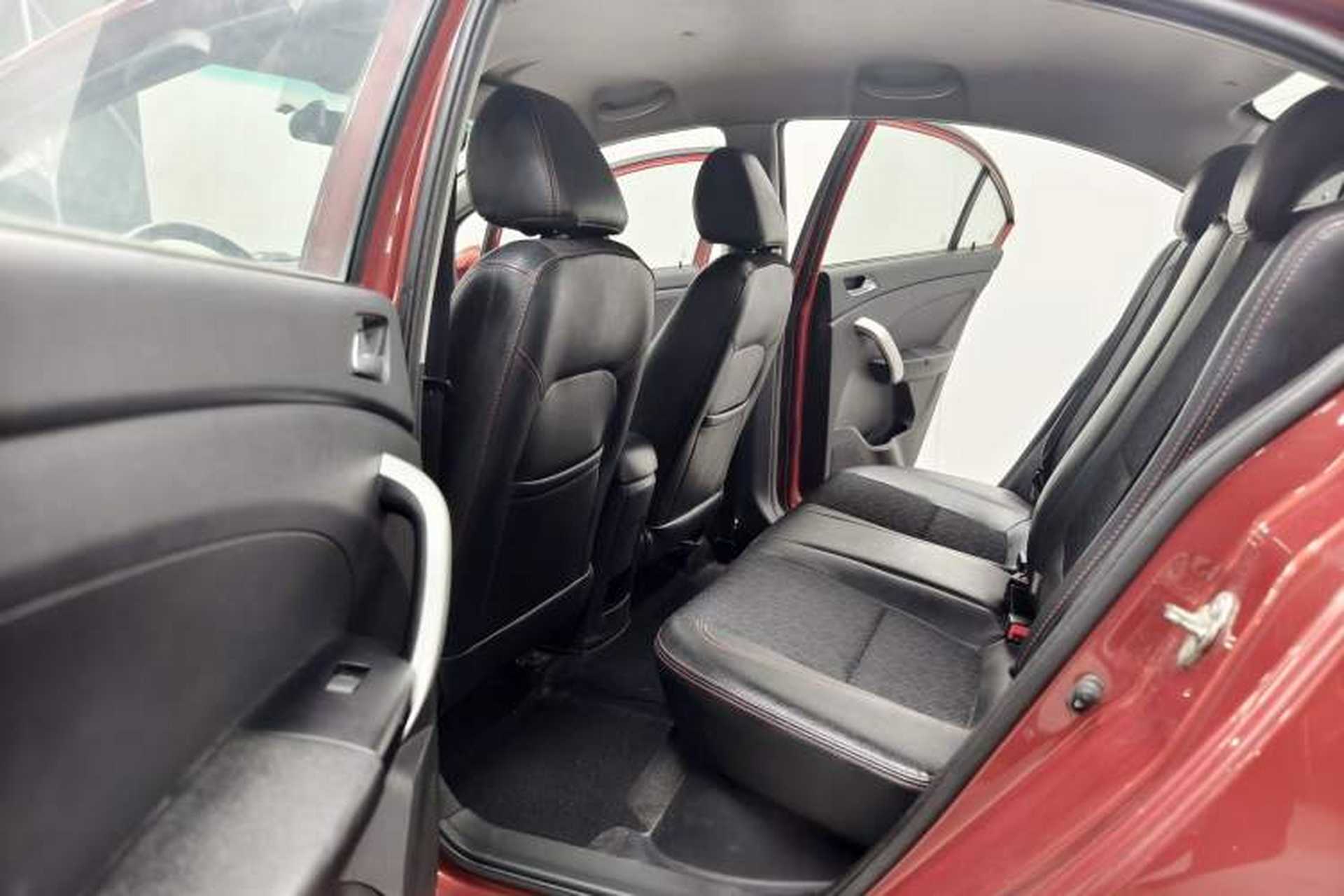 Used Cowin C3 2015 1.5L Manual Gold Diamond Edition Interior 9