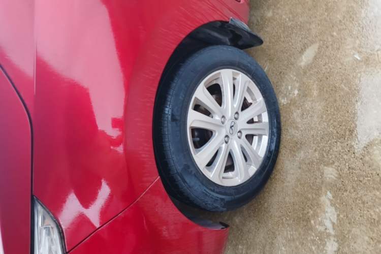 Used Cowin C3 2015 1.5L Manual Gold Diamond Edition Left Front Wheel Hub