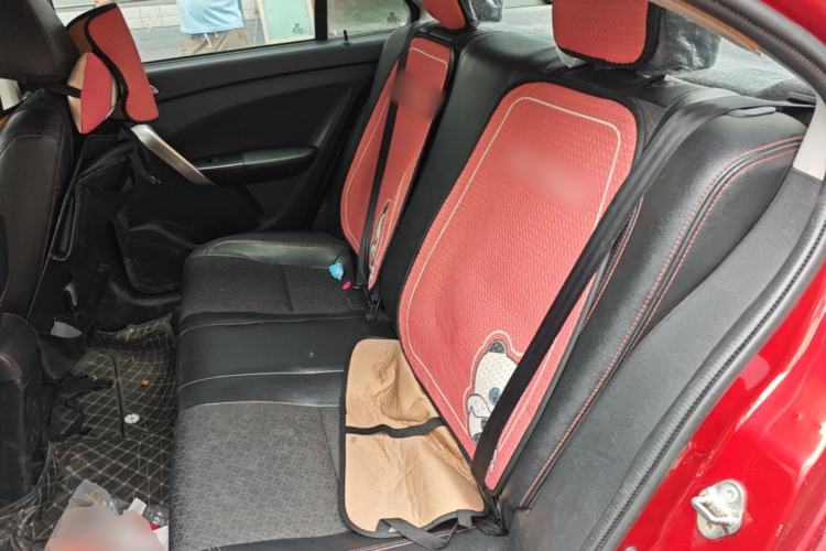 Used Cowin C3 2015 1.5L AMT Gold Diamond Edition Left Rear Seat