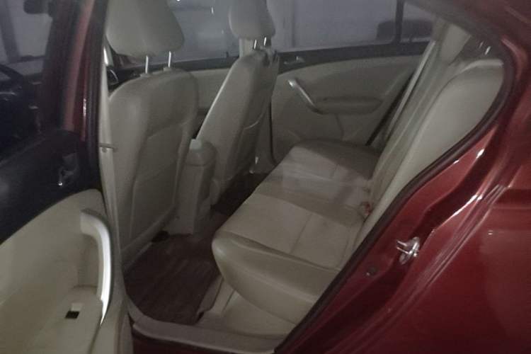 Used Cowin C3 2015 1.5L Manual Gold Diamond Edition Left Rear Seat