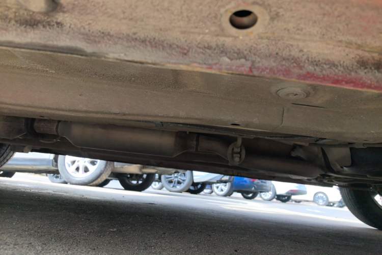 Used Cowin C3 2015 1.5L Manual Gold Diamond Edition Left Side Sill