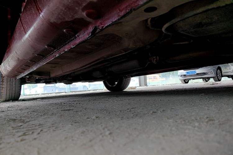 Used Cowin C3 2015 1.5L Manual Gold Diamond Edition Left Side Sill
