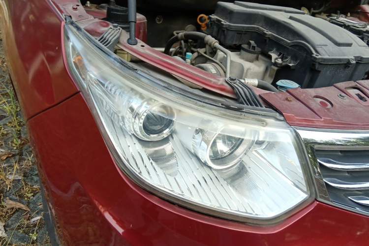 Used Cowin C3 2015 1.5L Manual Gold Diamond Edition Right Front Headlight