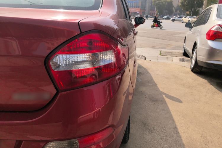 Used Cowin C3 2015 1.5L Manual Gold Diamond Edition Right Rear Taillight