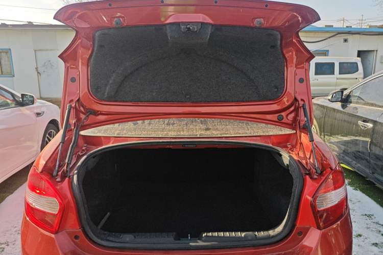 Used Cowin C3 2015 1.5L Manual Gold Diamond Edition Trunk