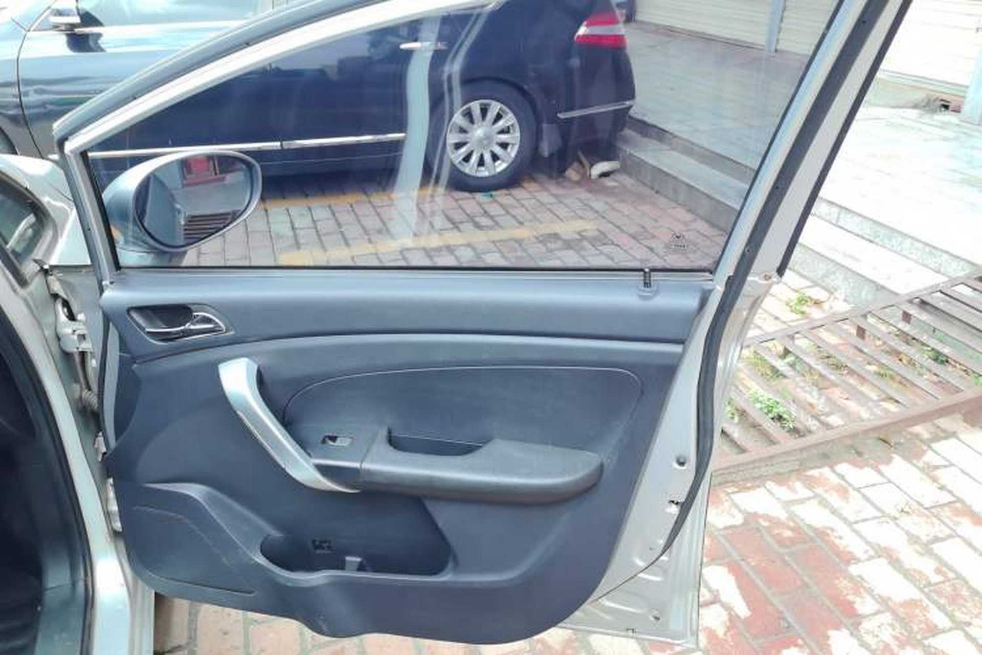Used Cowin C3 2015 1.5L Manual Gold Diamond Edition Interior 2