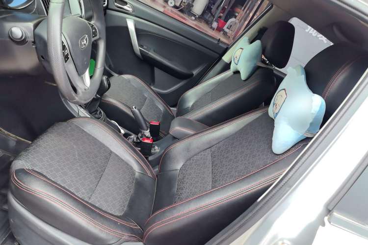Used Cowin C3 2015 1.5L Manual Gold Diamond Edition Left Front Seat