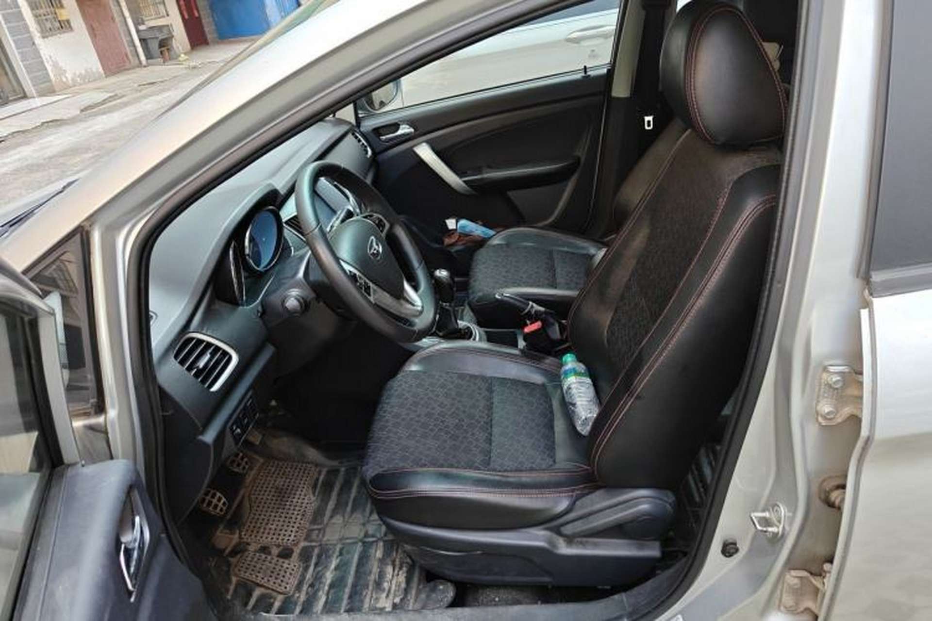 Used Cowin C3 2015 1.5L Manual Gold Diamond Edition Left Front Seat