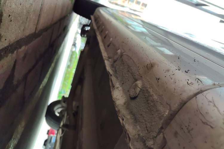 Used Cowin C3 2015 1.5L Manual Gold Diamond Edition Right Side Sill