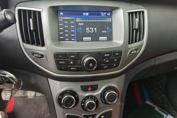Used Cowin C3 2015 1.5L Manual Gold Diamond Edition Audio And AC Panel