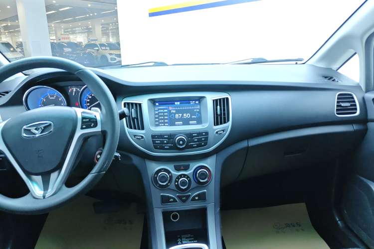 Used Cowin C3 2015 1.5L AMT Gold Diamond Edition Audio And AC Panel