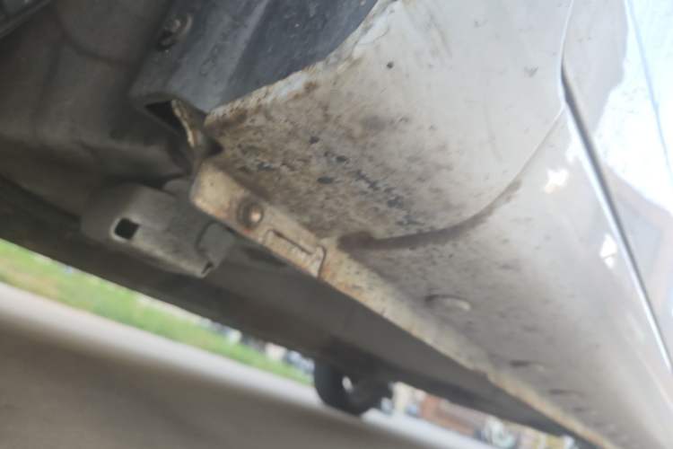 Used Cowin C3 2015 1.5L Manual Gold Diamond Edition Chassis Front Left
