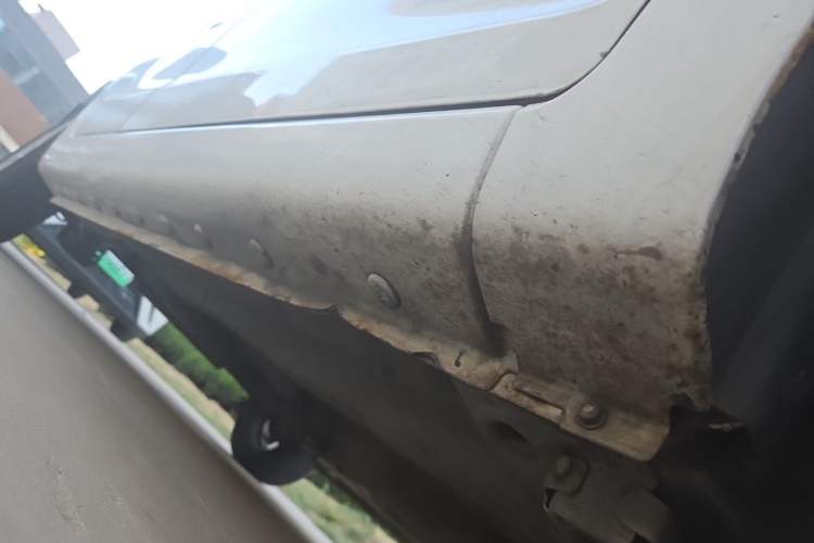 Used Cowin C3 2015 1.5L Manual Gold Diamond Edition Chassis Front Right