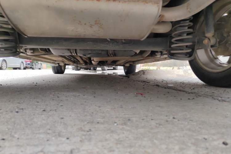 Used Cowin C3 2015 1.5L AMT Gold Diamond Edition Chassis Rear