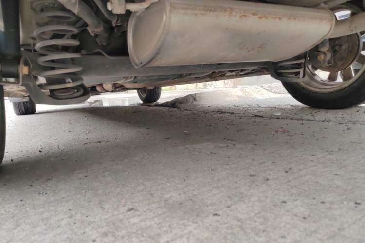Used Cowin C3 2015 1.5L AMT Gold Diamond Edition Chassis Rear Left
