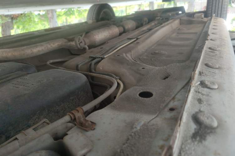 Used Cowin C3 2015 1.5L Manual Gold Diamond Edition Chassis Rear Left