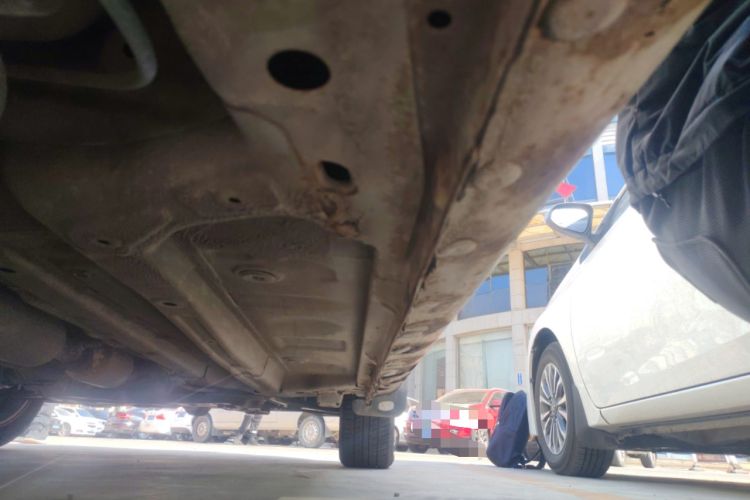 Used Cowin C3 2015 1.5L Manual Gold Diamond Edition Chassis Rear Right