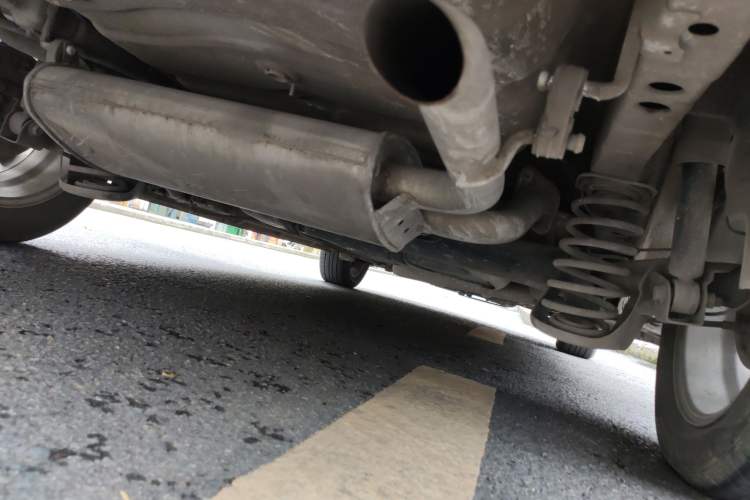 Used Cowin C3 2015 1.5L Manual Gold Diamond Edition Chassis Rear